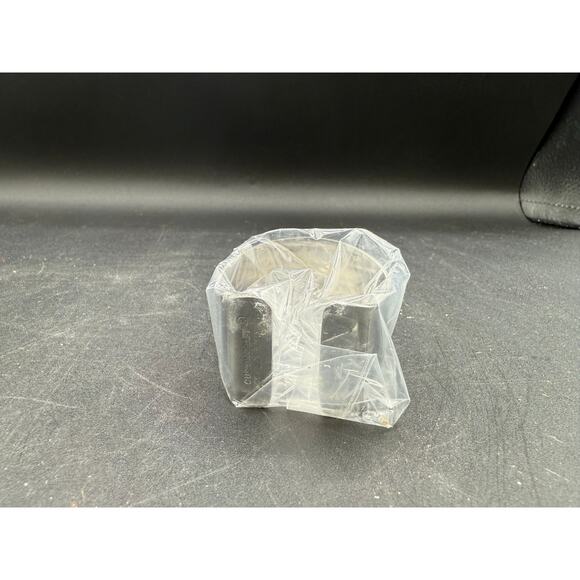 Vintage Royal Rose Napkin Ring Set of 8 – New in Box - Picture 5 of 7